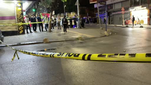 Esenler’de polisin üzerine yürüyen eli bıçaklı şahıs etkisiz hale getirildi
