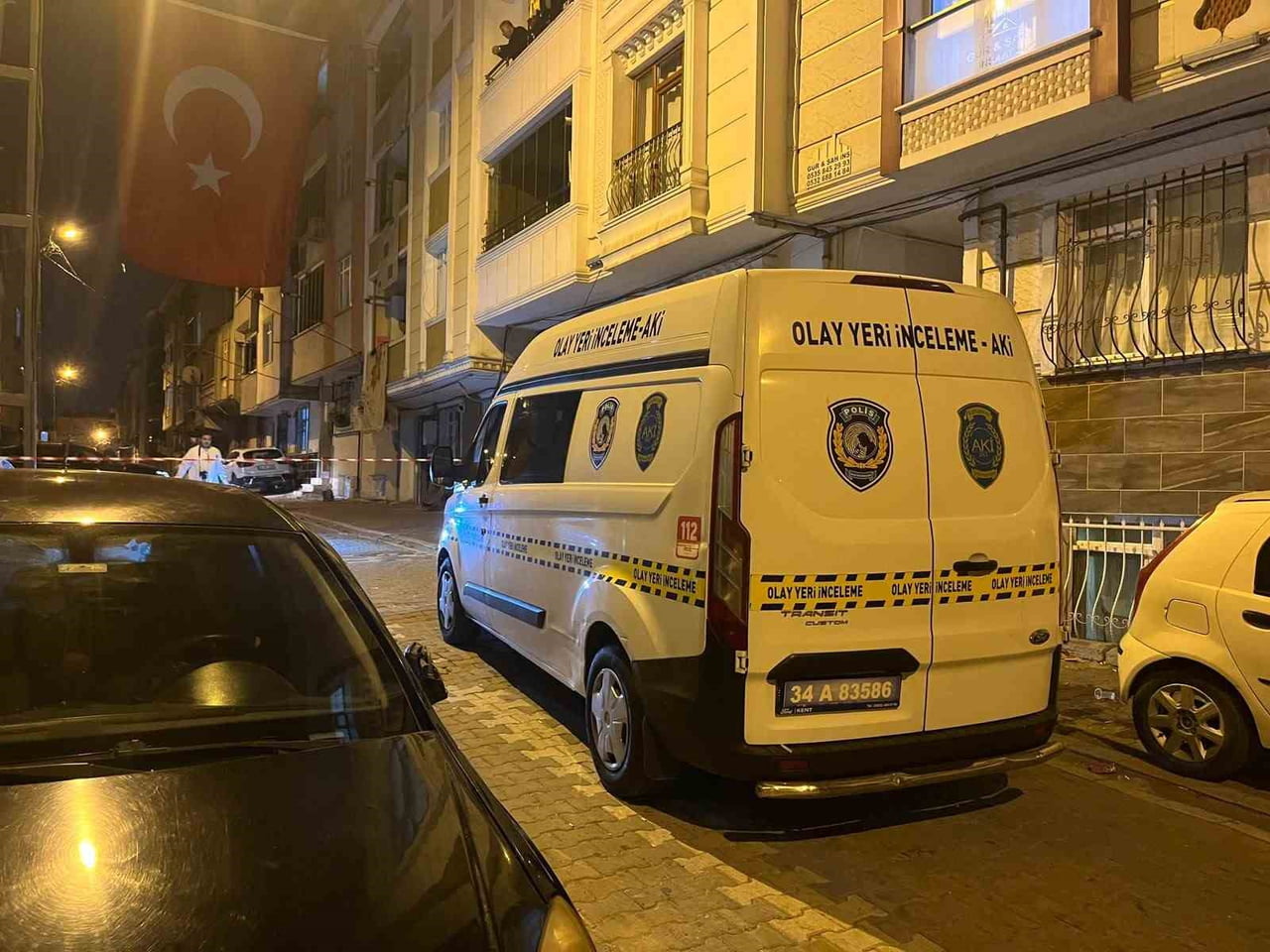 ESENYURT’TA ASKER EĞLENCESİ SIRASINDA YAŞANAN TARTIŞMADA ORTALIK SAVAŞ ALANINA DÖNDÜ. TARAFLARIN...