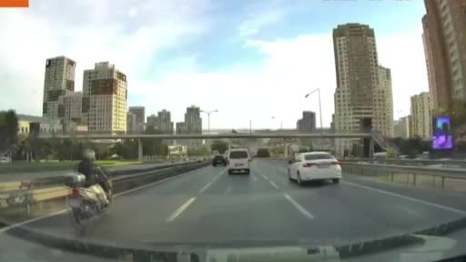 Esenyurt’ta servis şoförü silahla yaralamaya teşebbüs suçundan tutuklama talebiyle sevk...