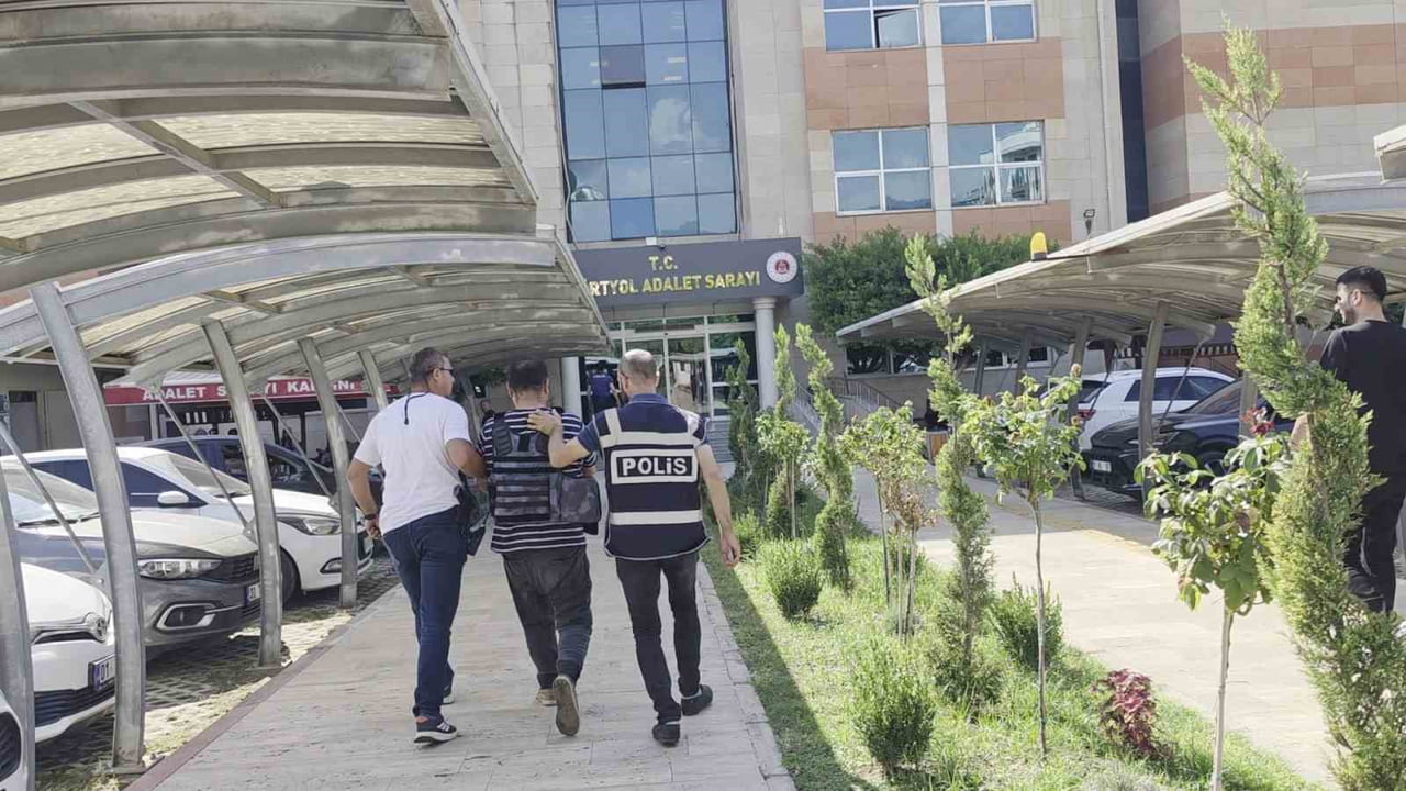 EŞİNİ ÖLDÜREN ŞAHIS