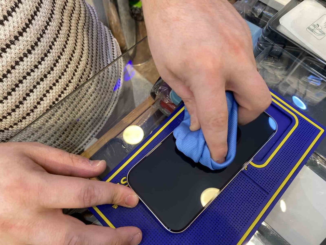ESKİŞEHİR'DE TELEFONCULUK YAPAN YİĞİT AYTEKİN, YAKIN ZAMANDA PLANLANAN IMEI ÜCRETLERİNİN ARTMASI...