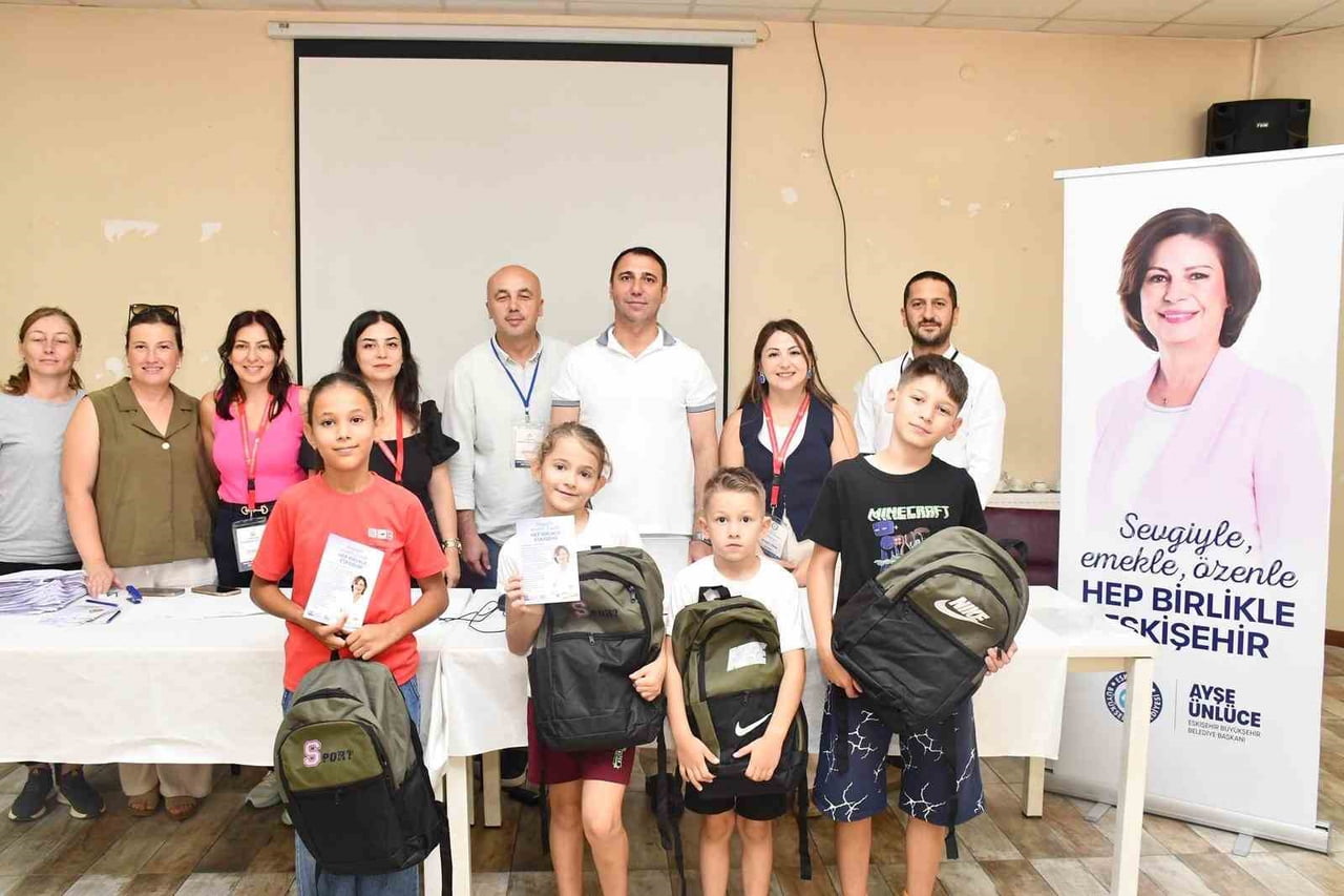 ESKİŞEHİR BÜYÜKŞEHİR BELEDİYESİ TARAFINDAN BEYLİKOVA’DA EĞİTİM GÖREN 266 İLKÖĞRETİM ÖĞRENCİSİNE...