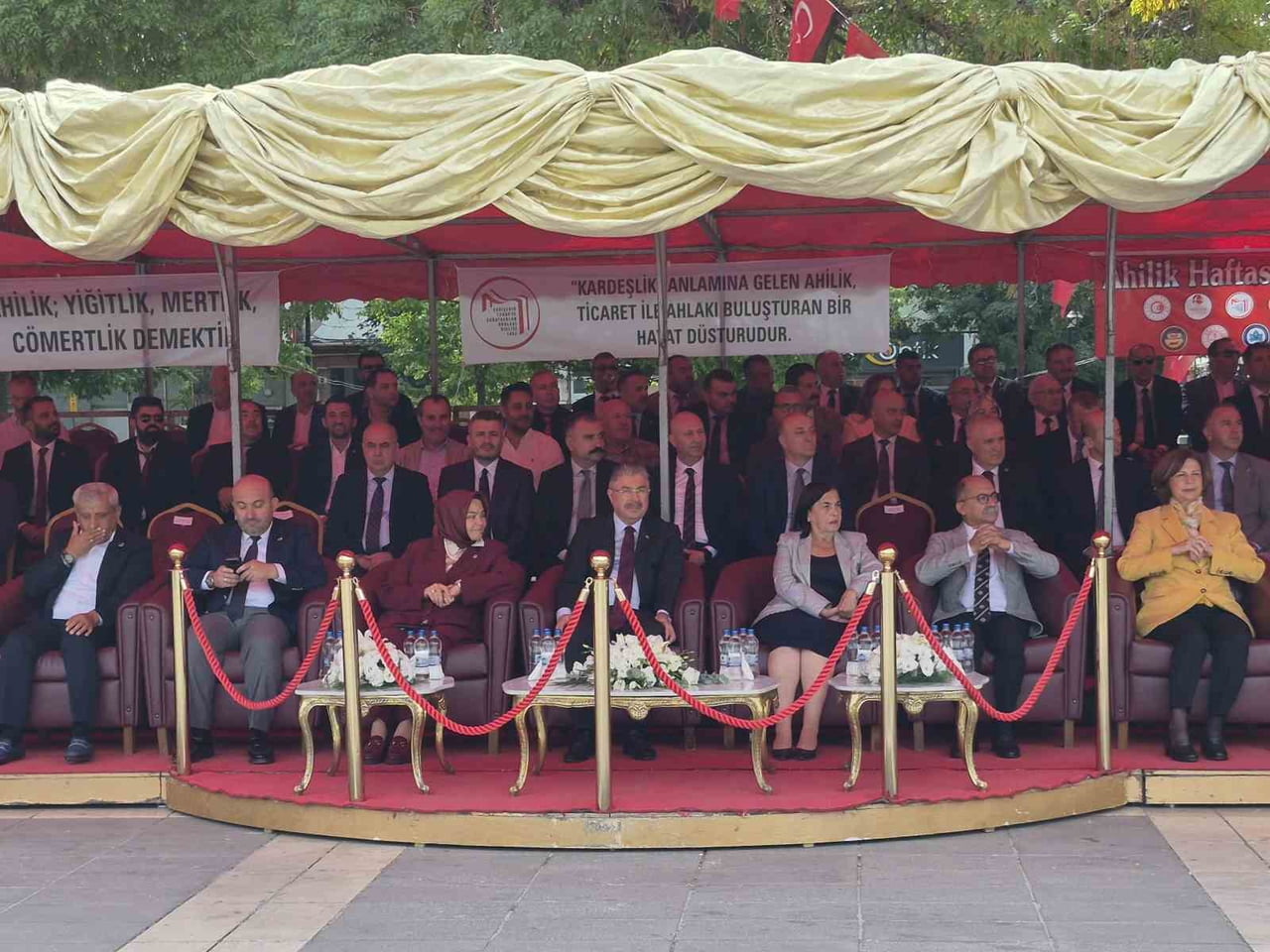 ESKİŞEHİR ESNAF VE SANATKARLAR ODALARI BİRLİĞİ (ESEOB) TARAFINDAN DÜZENLENEN AHİLİK HAFTASI...