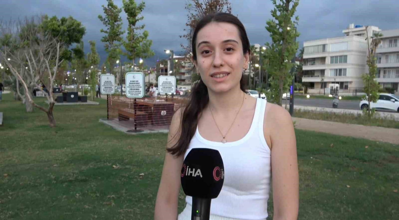 ESRA DURAK GÜRMAN KONUŞMA YAPTI.