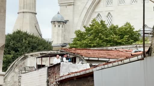 Fatih'te döviz bürosunda silahlı kavga: 2 ölü, 2 yaralı