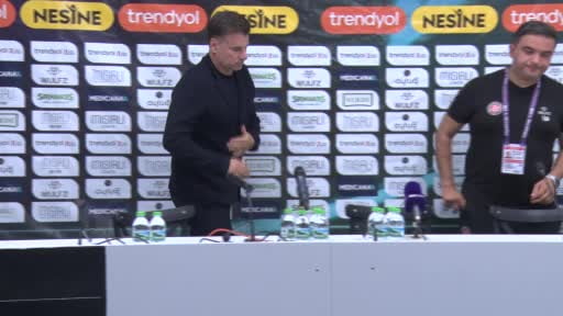 Fatih Karagümrük Teknik Direktörü Aleksandar Stanojevic, Manisa FK beraberliği sonrası hayal...