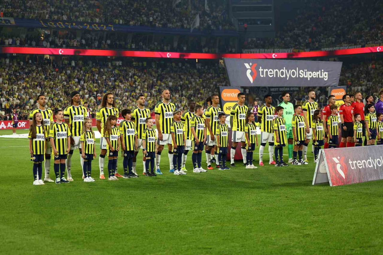 FENERBAHÇE MÜCADELEYE; EDERSON, NELSON SEMEDO, MİLAN SKRİNİAR, NATHAN AKE, ARCHİE BROWN, MATTEO...