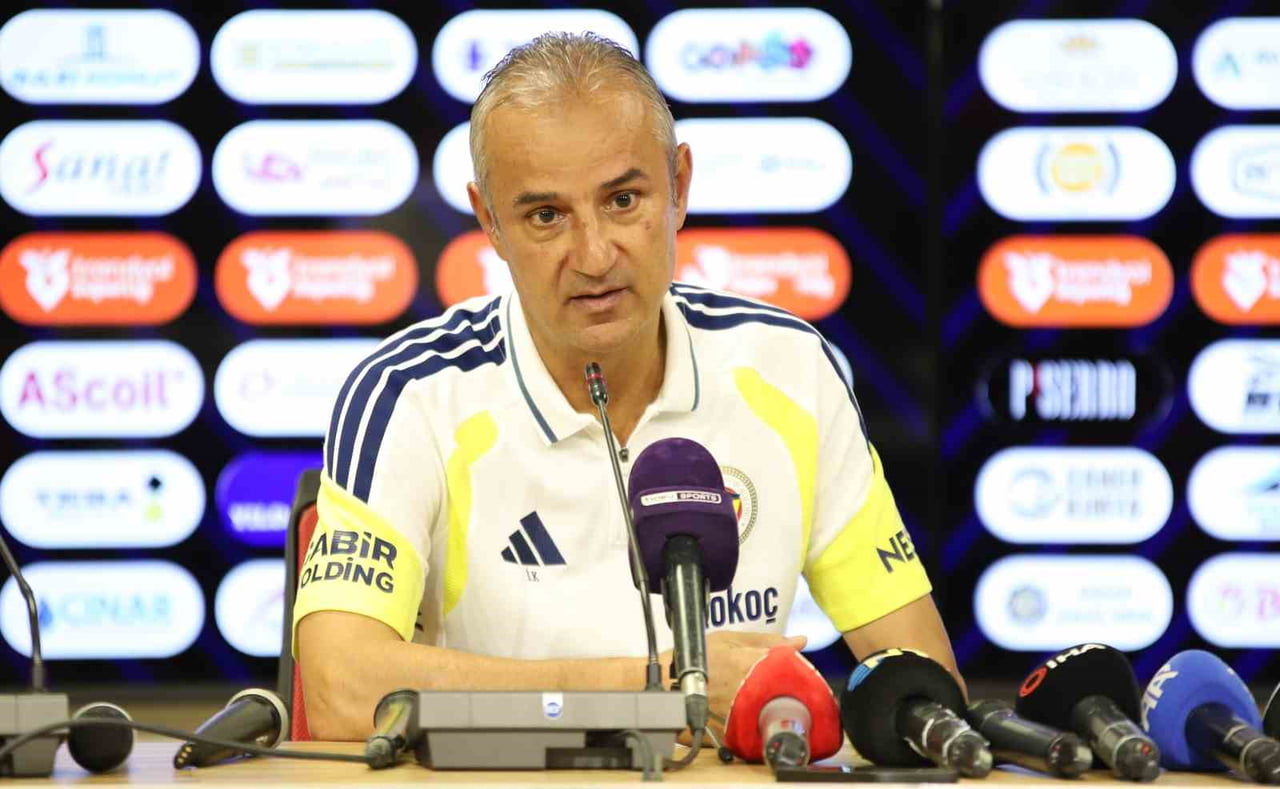 FENERBAHÇE TEKNİK DİREKTÖRÜ İSMAİL KARTAL