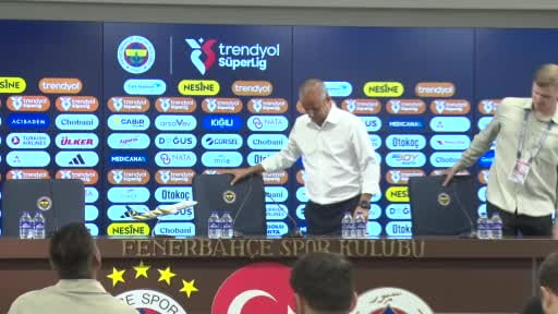 Fenerbahçe Teknik Direktörü İsmail Kartal, 8-0’lık Eyüpspor galibiyetinin kendilerine moral...