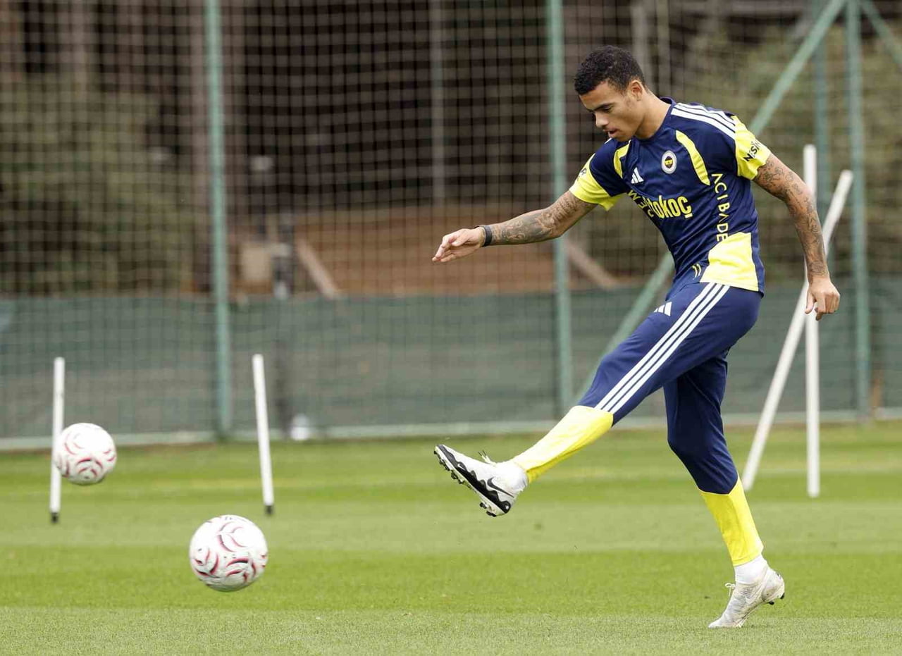 FENERBAHÇE, TRENDYOL SÜPER LİG'İN 7. HAFTASINDA OYNAYACAĞI ÇAYKUR RİZESPOR MAÇI HAZIRLIKLARINI...