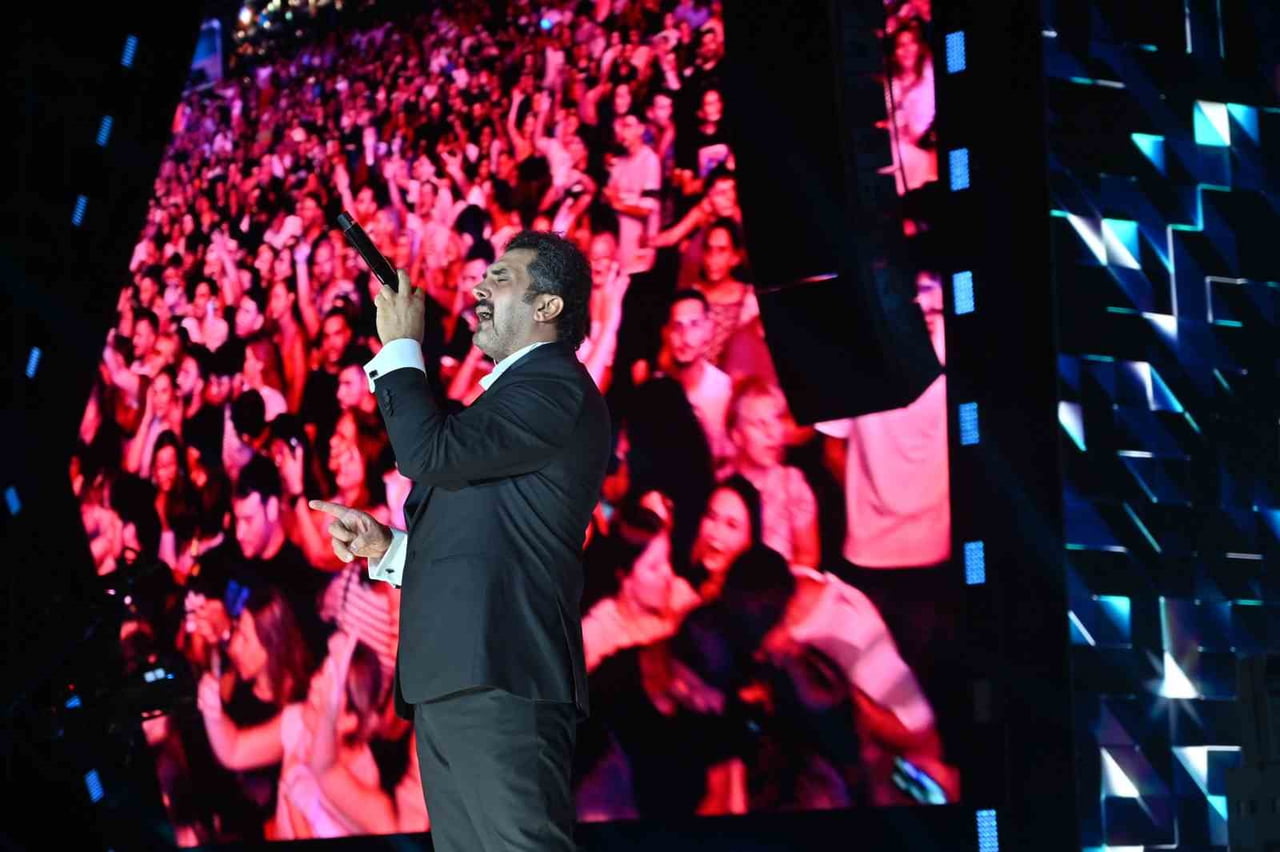 FESTİVALİN SON AKŞAMINDA ANADOLU HAMİDİYE TABYASI AÇIK HAVA SAHNESİ’NDE BAYHAN SAHNE ALDI.