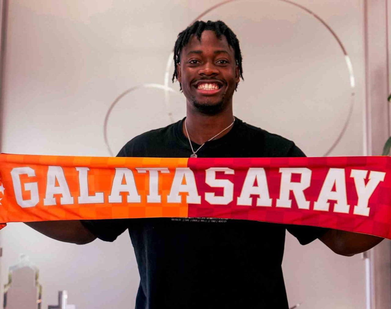 GALATASARAY'IN, ALMAN EKİBİ RB LEİPZİG'DEN GEÇİCİ TRANSFERİ KONUSUNDA ANLAŞMA SAĞLADIĞI FRANSIZ...