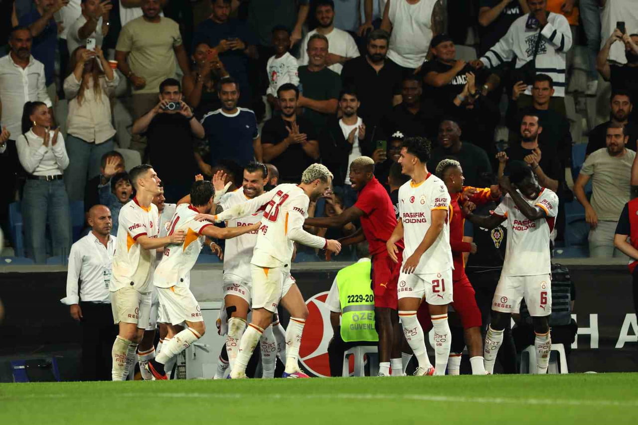 GALATASARAY, BAŞAKŞEHİR DEPLASMANINDA OYNADIĞI SON 9 KARŞILAŞMADA 6 GALİBİYET, 3 BERABERLİK...