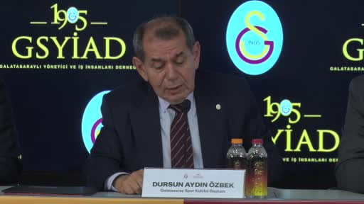 Galatasaray Başkanı Dursun Özbek, Galatasaray Teknik Direktörü Okan Buruk ile ilgili bir...
