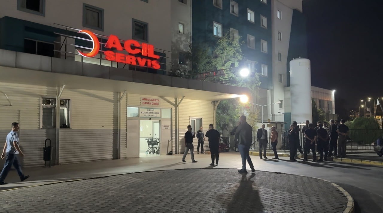 GAZİANTEP’TE KAZADA YARALANANLARIN TEDAVİSİ SÜRÜYOR