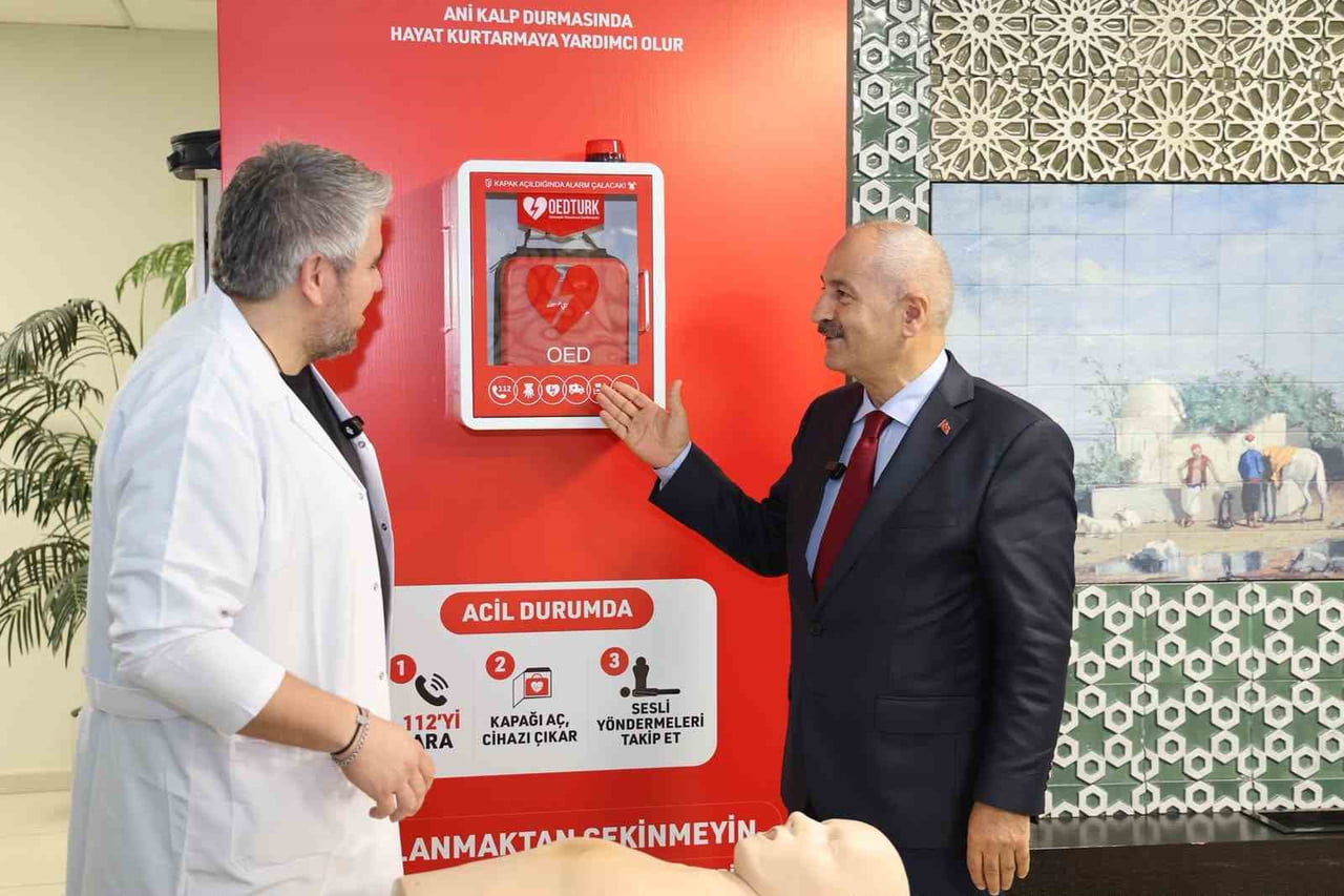 GEBZE BELEDİYE BAŞKANI ZİNNUR BÜYÜKGÖZ, UYGULAMANIN VATANDAŞLARIN GÜVENLİĞİ VE SAĞLIĞI AÇISINDAN...