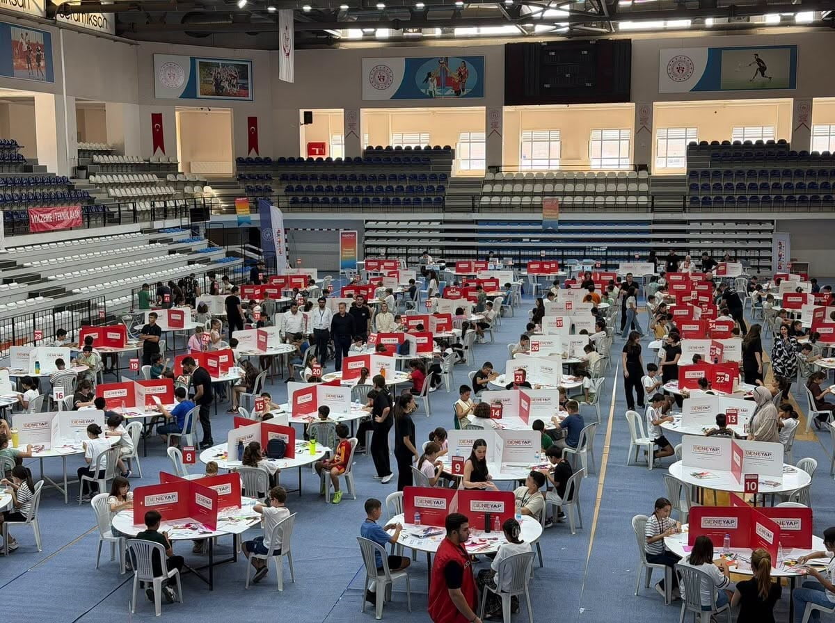 GENÇLERİN TEKNOLOJİ VE İNOVASYON ALANINDAKİ YETENEKLERİNİ GELİŞTİRMELERİNE KATKI SAĞLAYAN DENEYAP...
