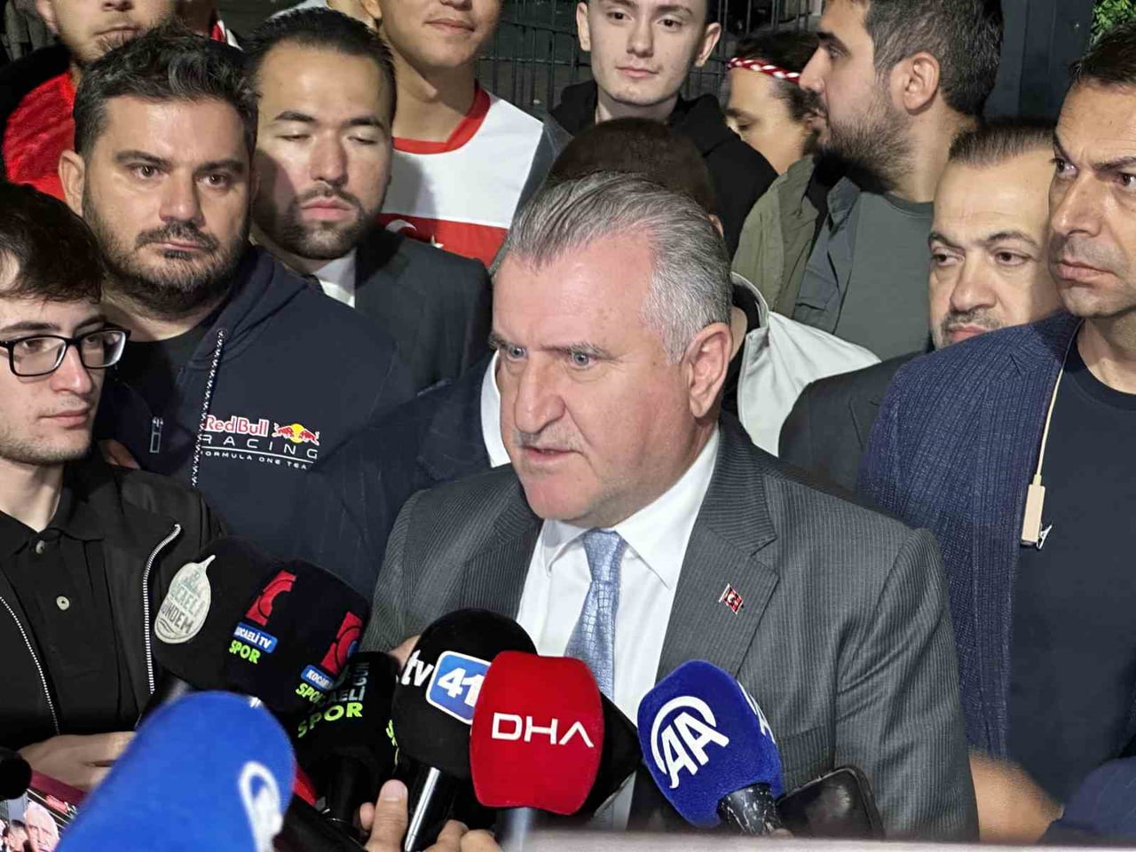 GENÇLİK VE SPOR BAKANI OSMAN AŞKIN BAK, UEFA ULUSLAR A LİGİ 1. GRUP İLK MAÇINDA KOCAELİ’DE...