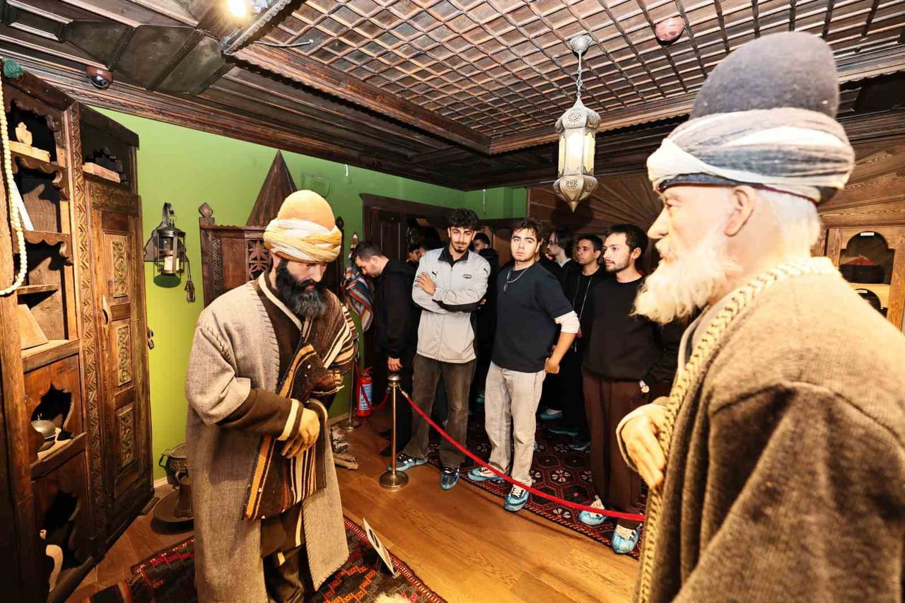GENÇLİK VE SPOR BAKANLIĞI TARAFINDAN DÜZENLENEN "GELİN TANIŞ OLALIM UYUM PROGRAMI" KAPSAMINDA...