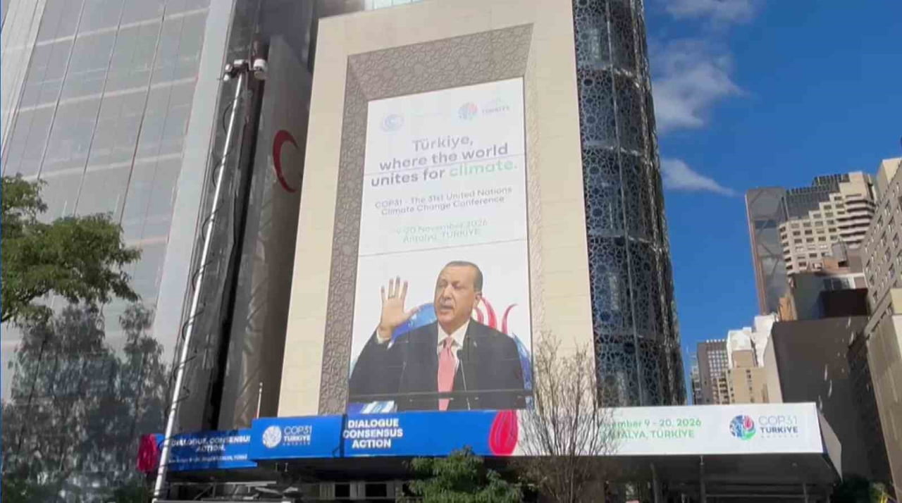 GENEL KURUL HAFTASI KAPSAMINDA CUMHURBAŞKANI RECEP TAYYİP ERDOĞAN'IN BM KÜRSÜSÜNDEKİ GÖRSELLERİNİN...