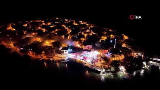 Gölyazı'da geceyi aydınlatan yangın