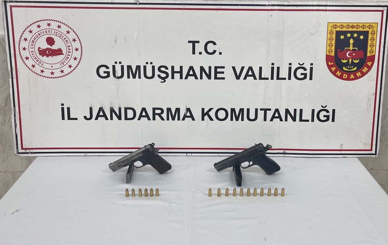 GÜMÜŞHANE’NİN KÜRTÜN İLÇESİNDE JANDARMA EKİPLERİNCE YAPILAN ÇALIŞMADA 2 ŞAHSIN ÜZERİNDE 2 ADET...