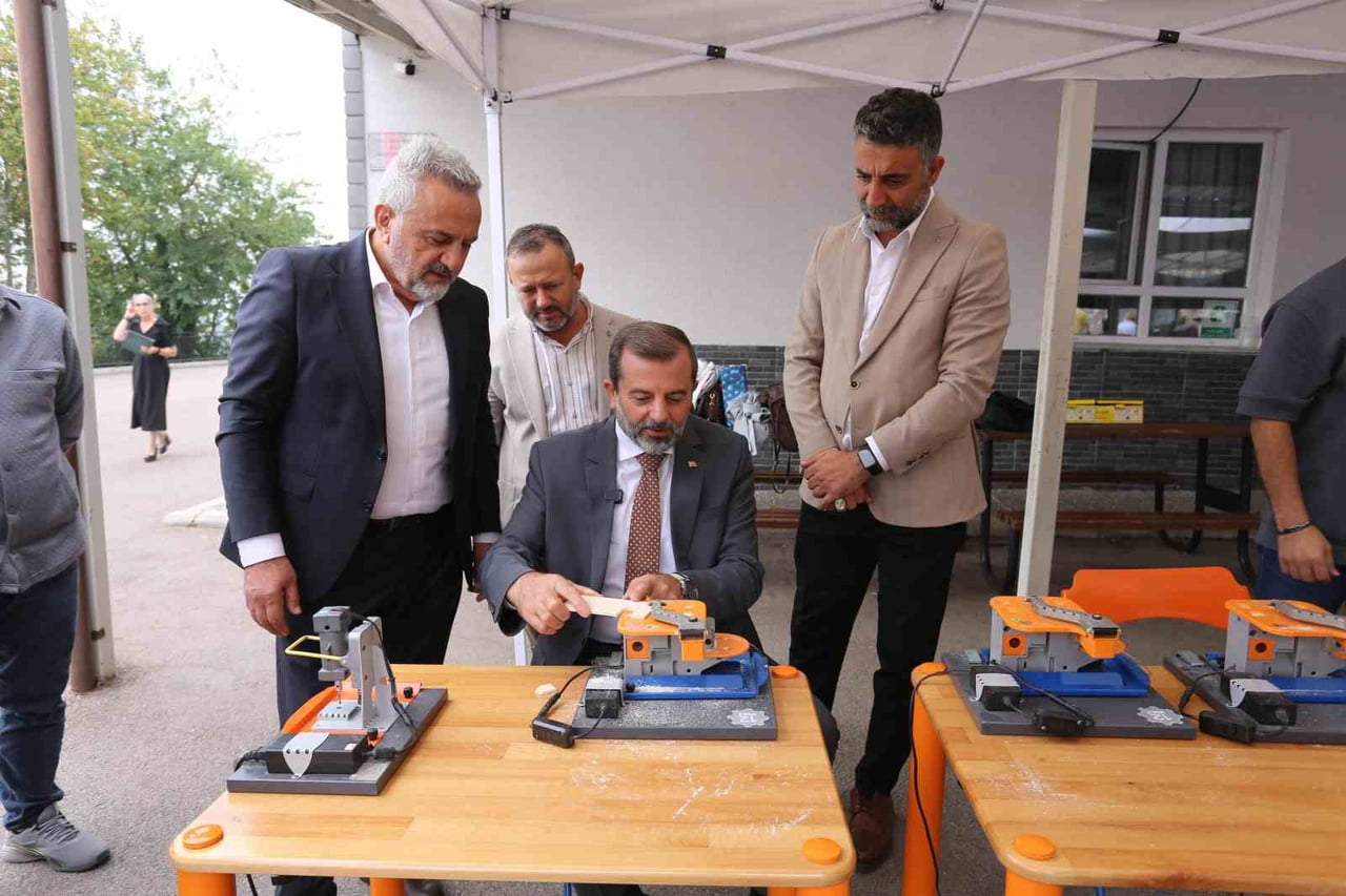 GÜRSU BELEDİYESİ BİLİM MERKEZİ TARAFINDAN HAZIRLANAN VE TÜBİTAK 4009 PROGRAMI KAPSAMINDA...