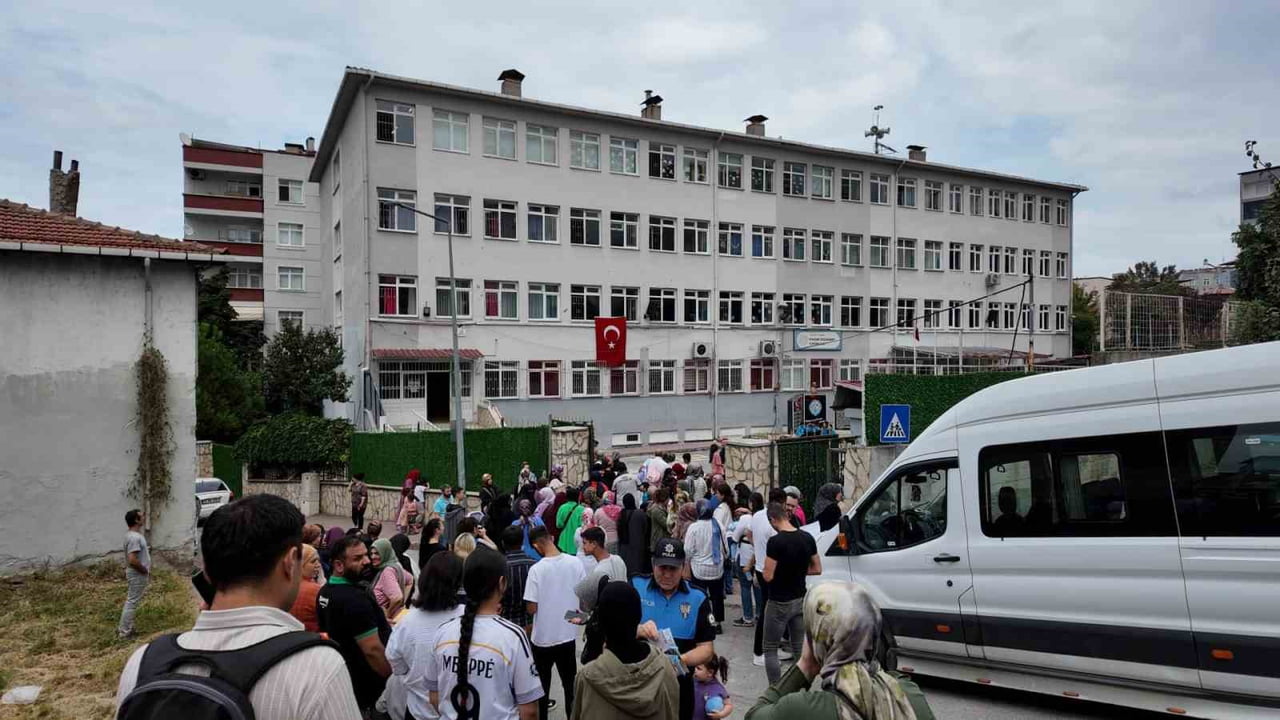 “GÜVENLİ MAHALLEM, GÜVENLİ EĞİTİM” PROJESİ KAPSAMINDA ÇALIŞMALARINI SÜRDÜREN TOPLUM DESTEKLİ...