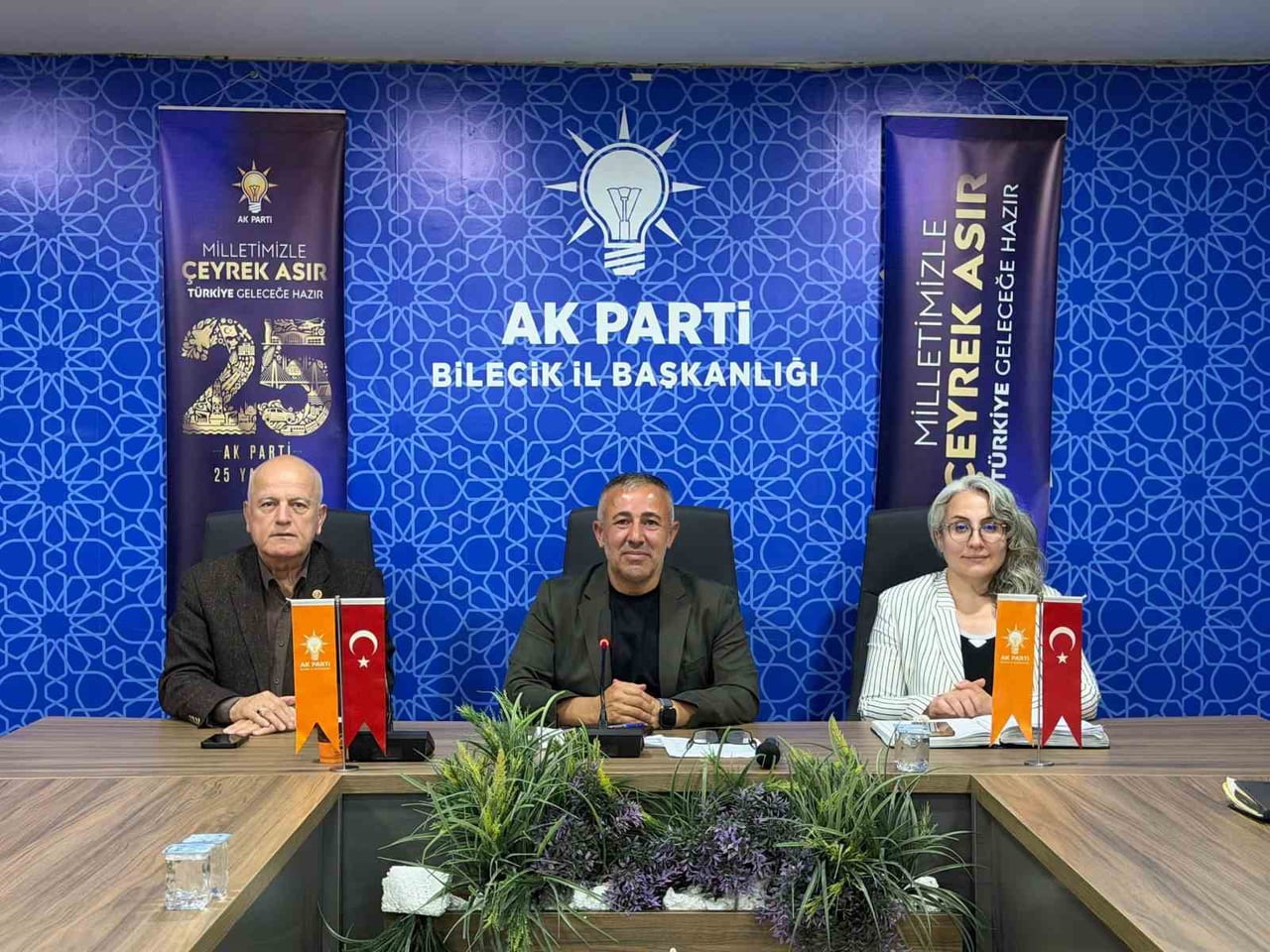 HAFTALIK OLAĞAN TOPLANTIDA BİR ARAYA GELDİLER