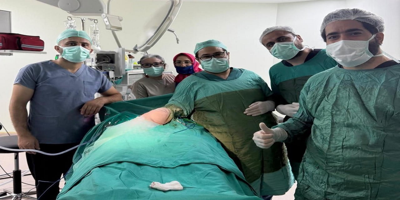 HAKKARİ’NİN ÇUKURCA DEVLET HASTANESİ’NDE GERÇEKLEŞTİRİLEN LAPAROSKOPİK (KAPALI) KASIK FITIĞI VE...
