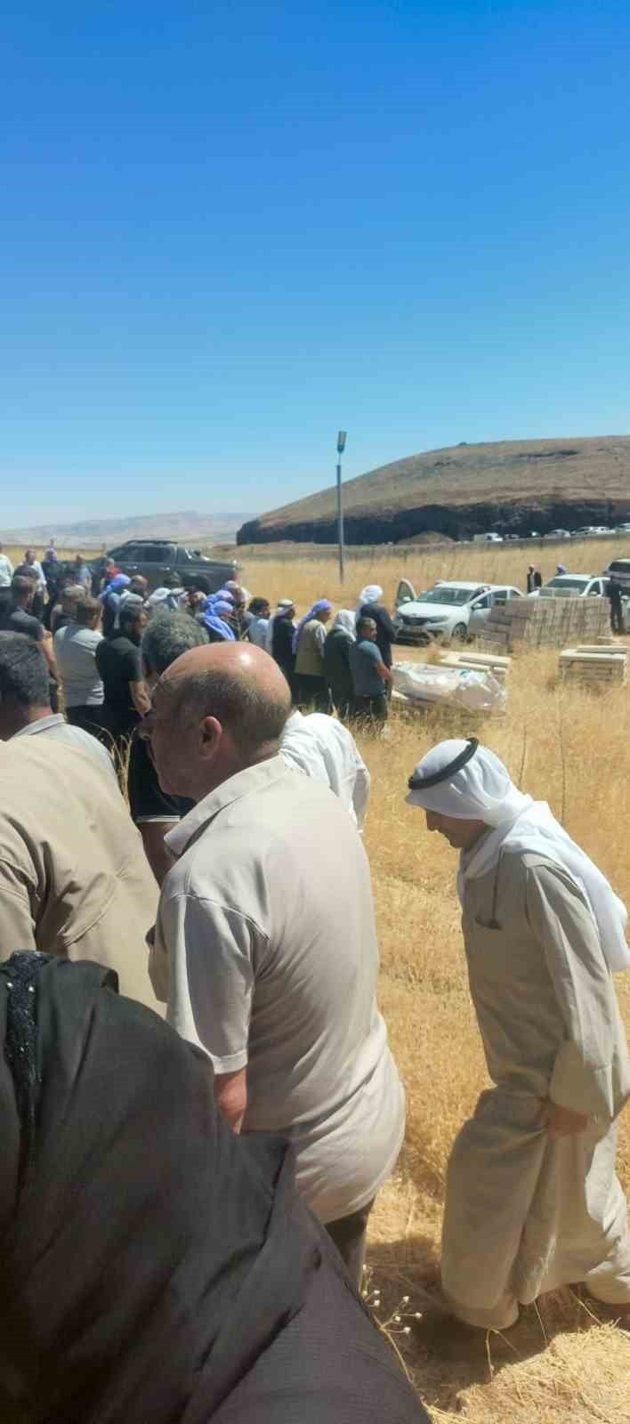 HASAN CUMHUR VE PERÇİN DAYAN’IN CENAZELERİ İSE MARDİN’DE DEFNEDİLDİ.