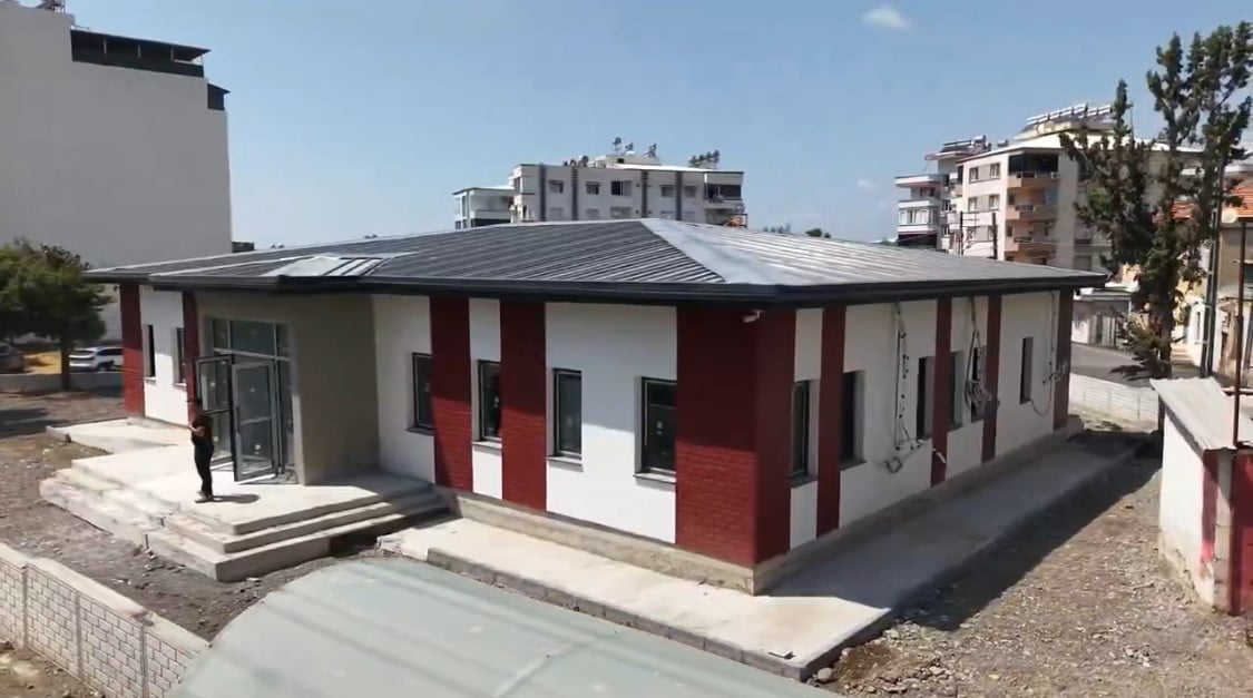 HATAY VALİSİ MUSTAFA MASATLI, DÖRTYOL İLÇESİNDE YAPIMI DEVAM EDEN SAĞLIK MERKEZLERİNDE...