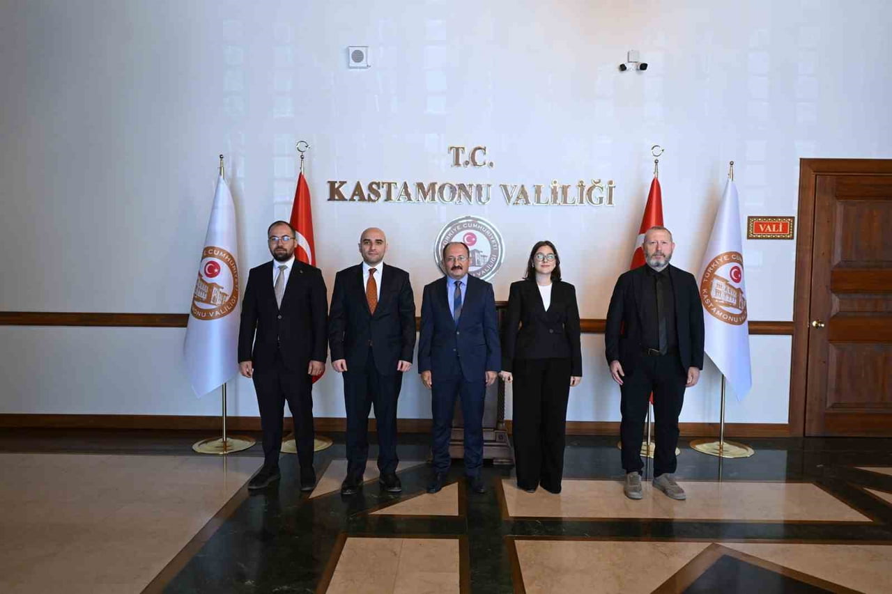 HEYET KASTAMONU VALİLİĞİ'Nİ ZİYARET ETTİ.