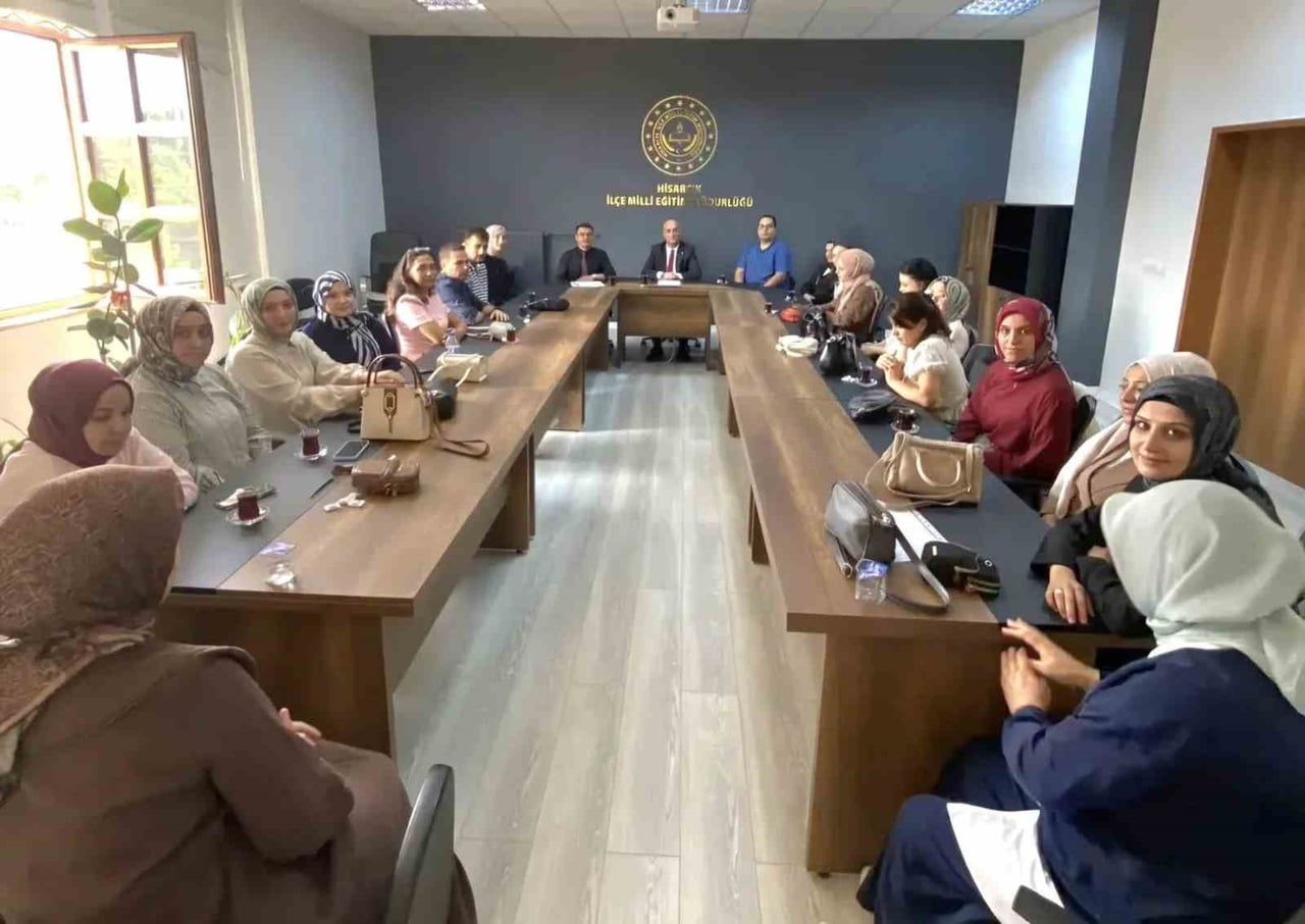 HİSARCIK’TA ÜCRETLİ ÖĞRETMENLERLE YENİ EĞİTİM YILI TOPLANTISI