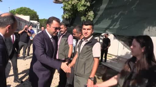 Hükümlüler ormanların yeniden yeşertilmesi için sahada