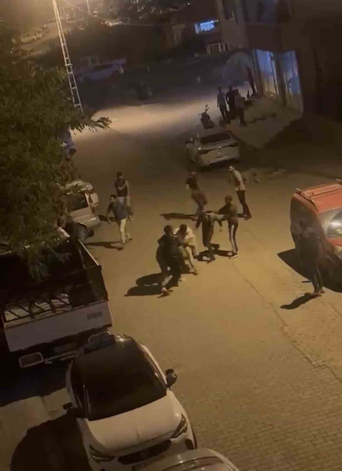 IĞDIR'DA ARAZİ ANLAŞMAZLIĞI SOPALI KAVGAYA DÖNÜŞTÜ: 3 YARALI