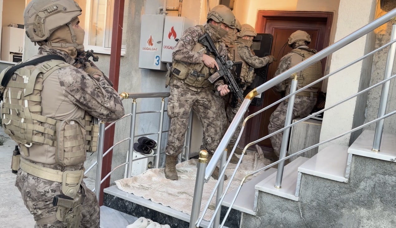 IĞDIR MERKEZLİ 7 İLDE SUÇ ÖRGÜTÜ OPERASYONU: 6 KİŞİ TUTUKLANDI