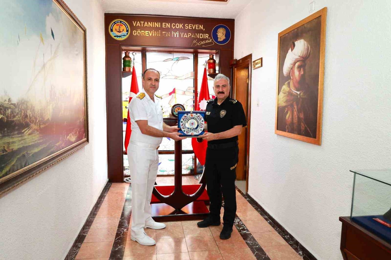 İL EMNİYET MÜDÜRÜ FAHRİ AKTAŞ, AKDENİZ BÖLGE KOMUTANI TUĞAMİRAL ONUR KAPÇAKLI'YI ZİYARET...