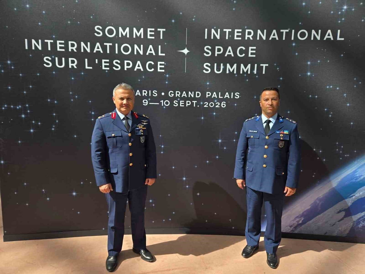İLK TÜRK ASTRONOT OLAN 5’İNCİ ANA JET ÜS KOMUTANI TUĞGENERAL ALPER GEZERAVCI, FRANSA’NIN BAŞKENTİ...
