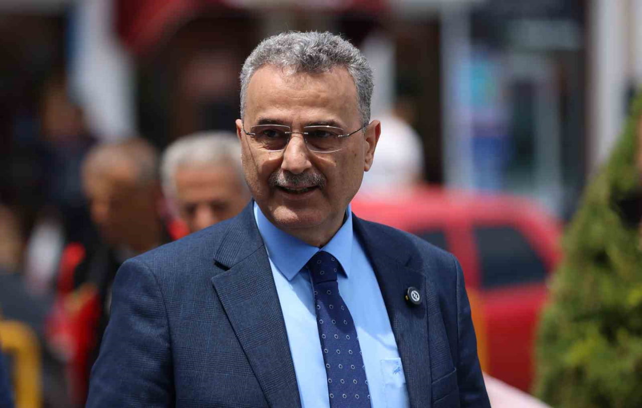 İLKADIM BELEDİYE BAŞKANI İHSAN KURNAZ’IN TALİMATLARI DOĞRULTUSUNDA ÇALIŞMALARINI SÜRDÜREN İLKADIM...