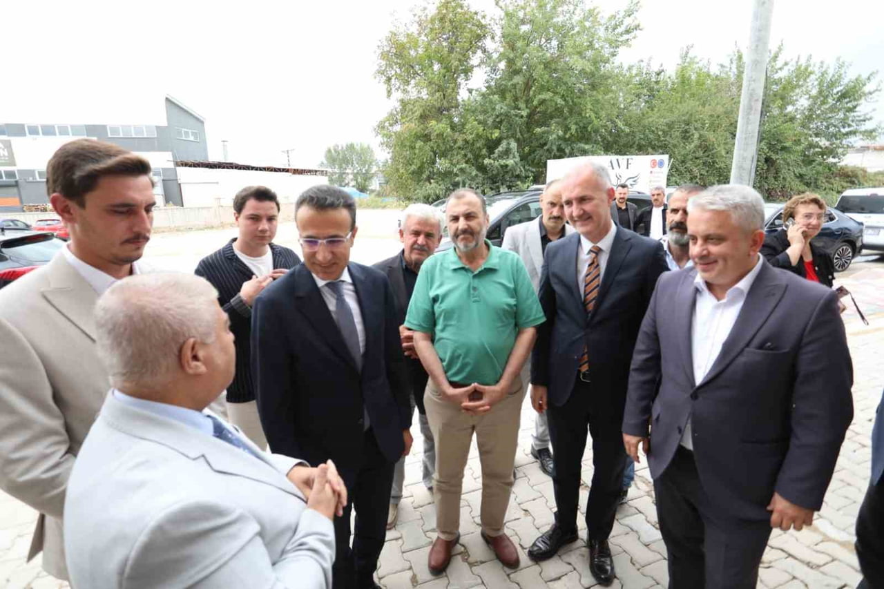 İNEGÖL’DE DEVLET, BELEDİYE VE HAYIRSEVER İŞ BİRLİĞİNDE BAŞLATILAN AİLE SAĞLIĞI MERKEZLERİ YAPIM...