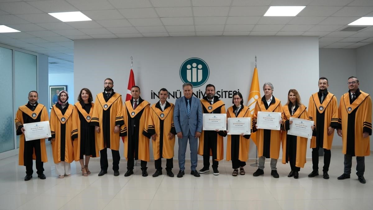 İNÖNÜ ÜNİVERSİTESİNDE AKADEMİK YÜKSELME TÖRENİ
