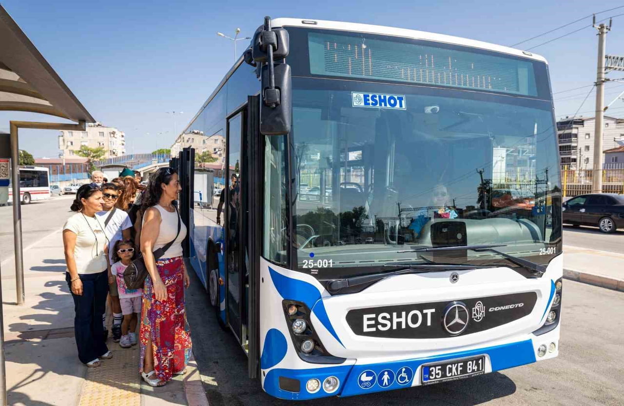 İZMİR BÜYÜKŞEHİR BELEDİYESİ, 5-13 EYLÜL TARİHLERİNDE KÜLTÜRPARK'TA DÜZENLENECEK 95'İNCİ İZMİR...