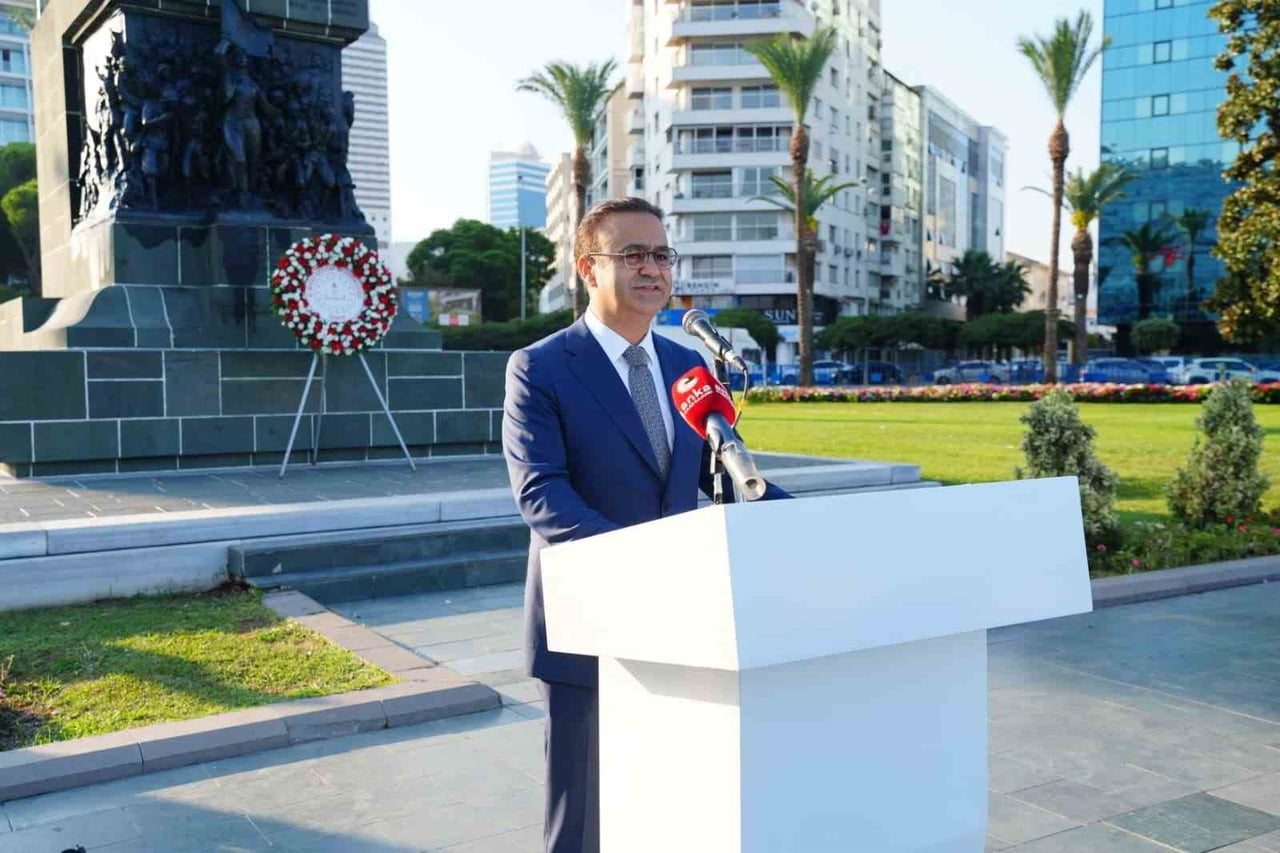 İZMİR İL MİLLİ EĞİTİM MÜDÜRÜ ÖMER YAHŞİ