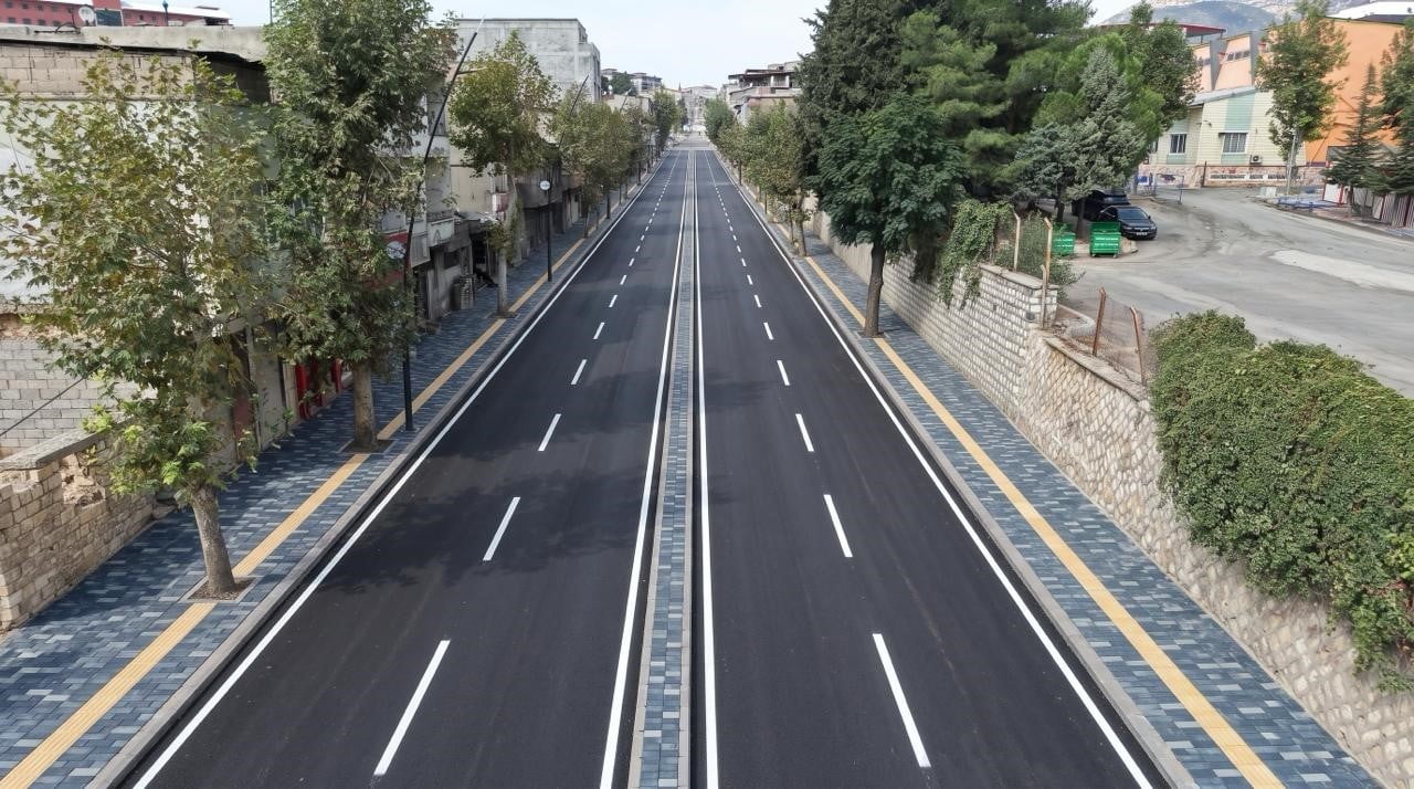 KAHRAMANMARAŞ BÜYÜKŞEHİR BELEDİYESİ, ONİKİŞUBAT MAĞRALI MAHALLESİ BAYAZITLI BULVARI’NDA KAPSAMLI...