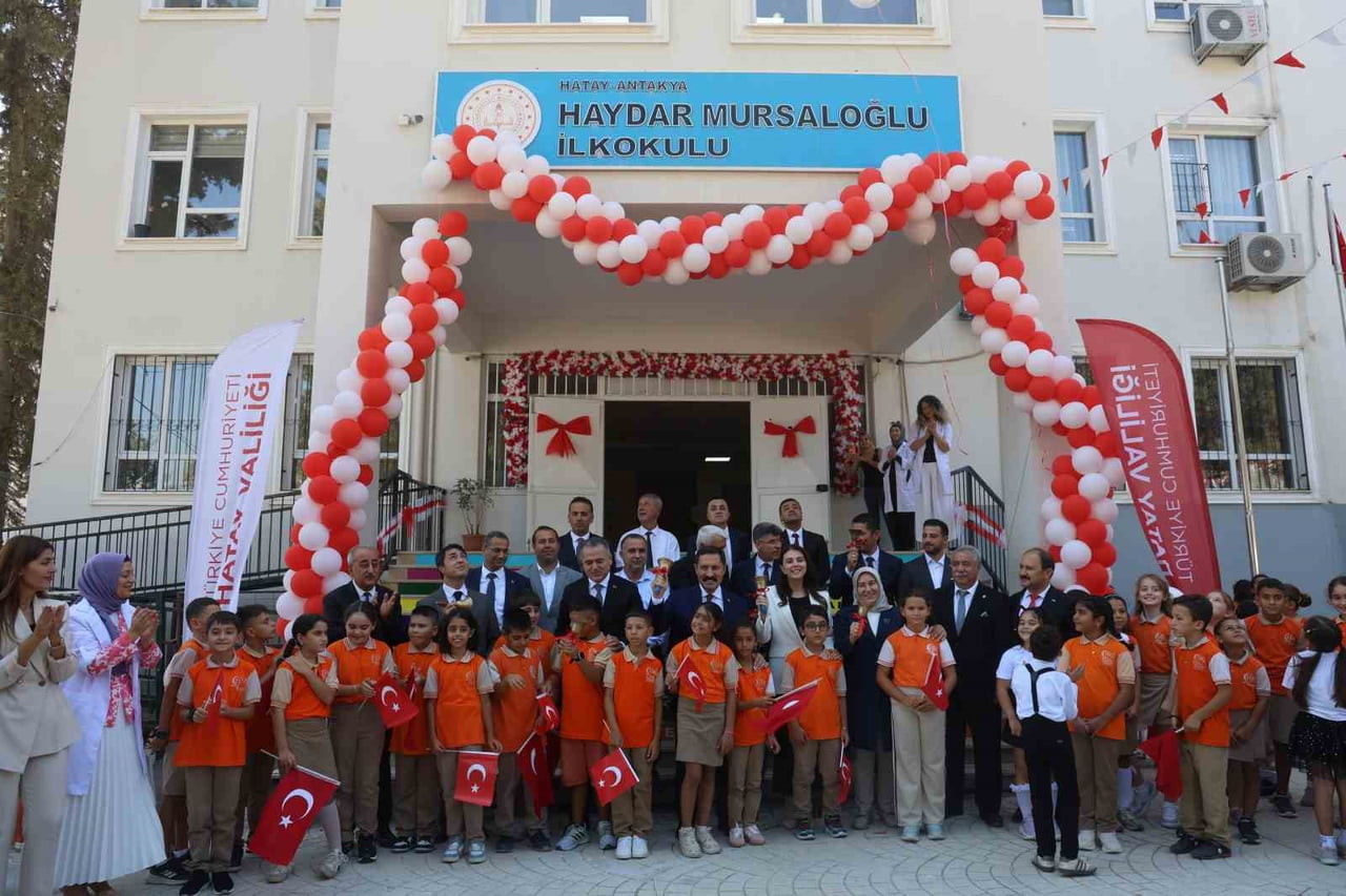 KAHRAMANMARAŞ MERKEZLİ DEPREMLERDE BÜYÜK YIKIMIN YAŞANDIĞI HATAY’DA, REZERV ALANINDA İNŞA EDİLEREK...