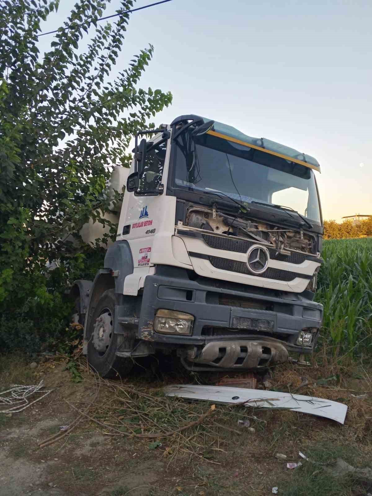 KALP KRİZİ GEÇİREN BETON MİKSERİNİN SÜRÜCÜSÜ HASTANEDE HAYATINI KAYBETTİ