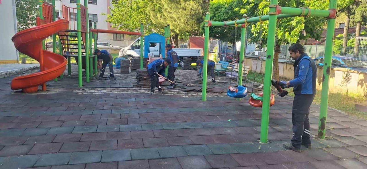 KAMU KURUM VE KURULUŞLARINA MUĞLA BÜYÜKŞEHİR’DEN PEYZAJ DESTEĞİ