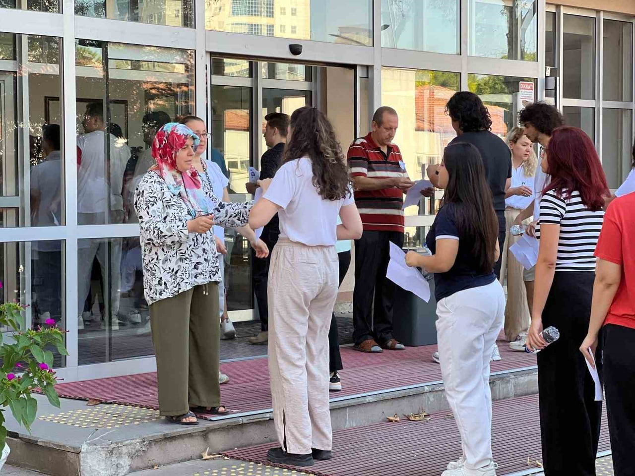 KAMU KURUMLARINDA GÖREV ALMAK İSTEYEN ADAYLARIN KATILDIĞI 2026-KPSS A GRUBU SINAVI GENEL...