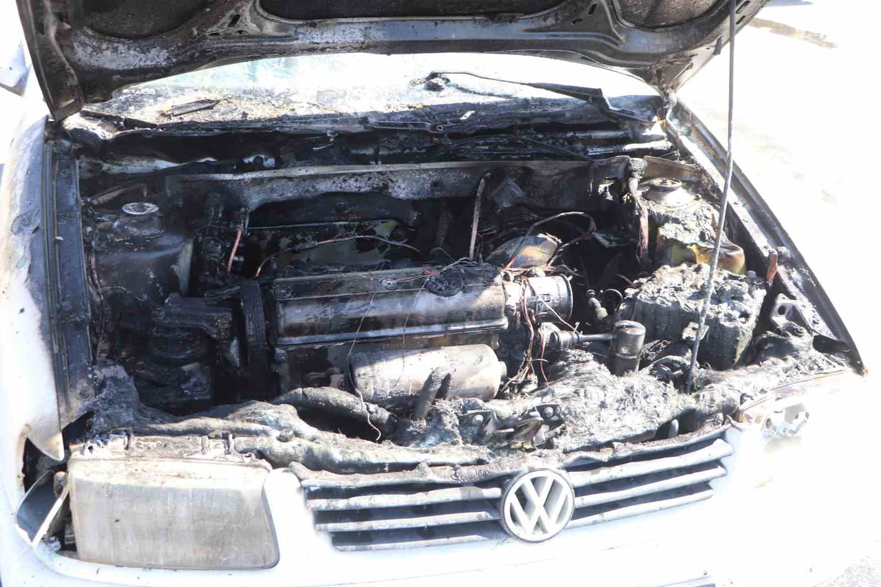 KARAMAN'DA İÇİNDE 5 KİŞİNİN BULUNDUĞU OTOMOBİL SEYİR HALİNDEYKEN ALEV ADI. ÇIKAN YANGINDA LPG'Lİ...